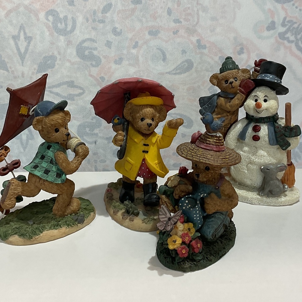 Tender Friends bear figurines 1997. Set of 4